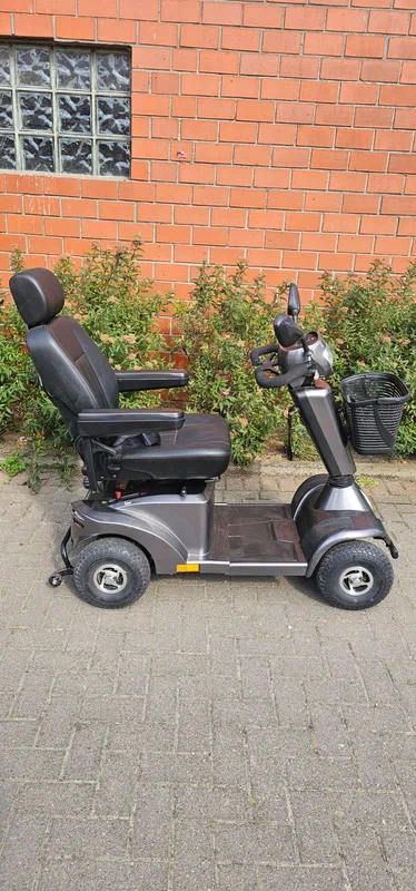 Invacare Sterling S425, Zustand gut, Standort Holterdorf