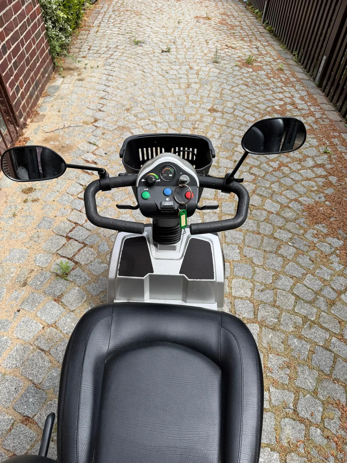 Elektro-Mobil Econ Sport F 200, Foto 3 von 4, Zustand gut