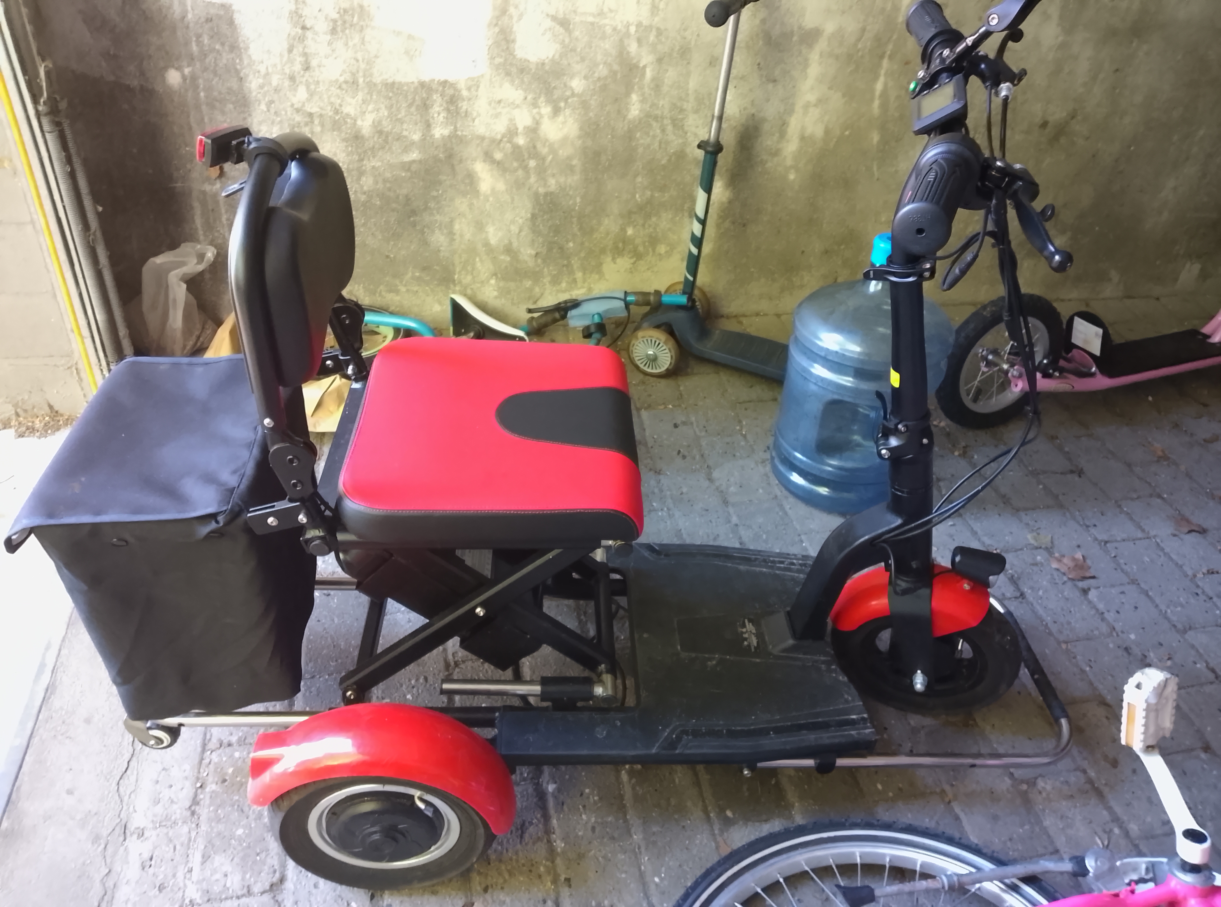 Seniorenmobil MoBot  Elektro-Mobil MoBot  neuwertig