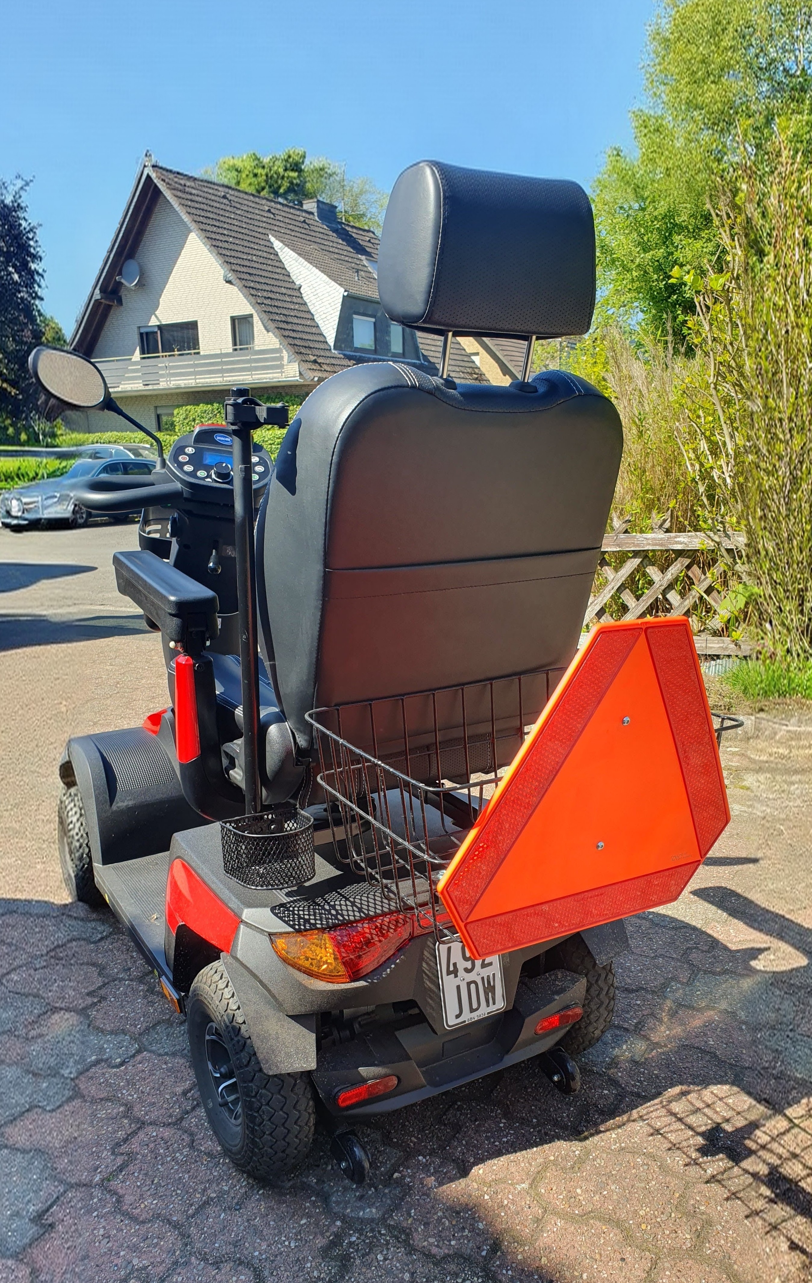 Senioren Scooter Invacare Comet Pro neuwertig Bild 2