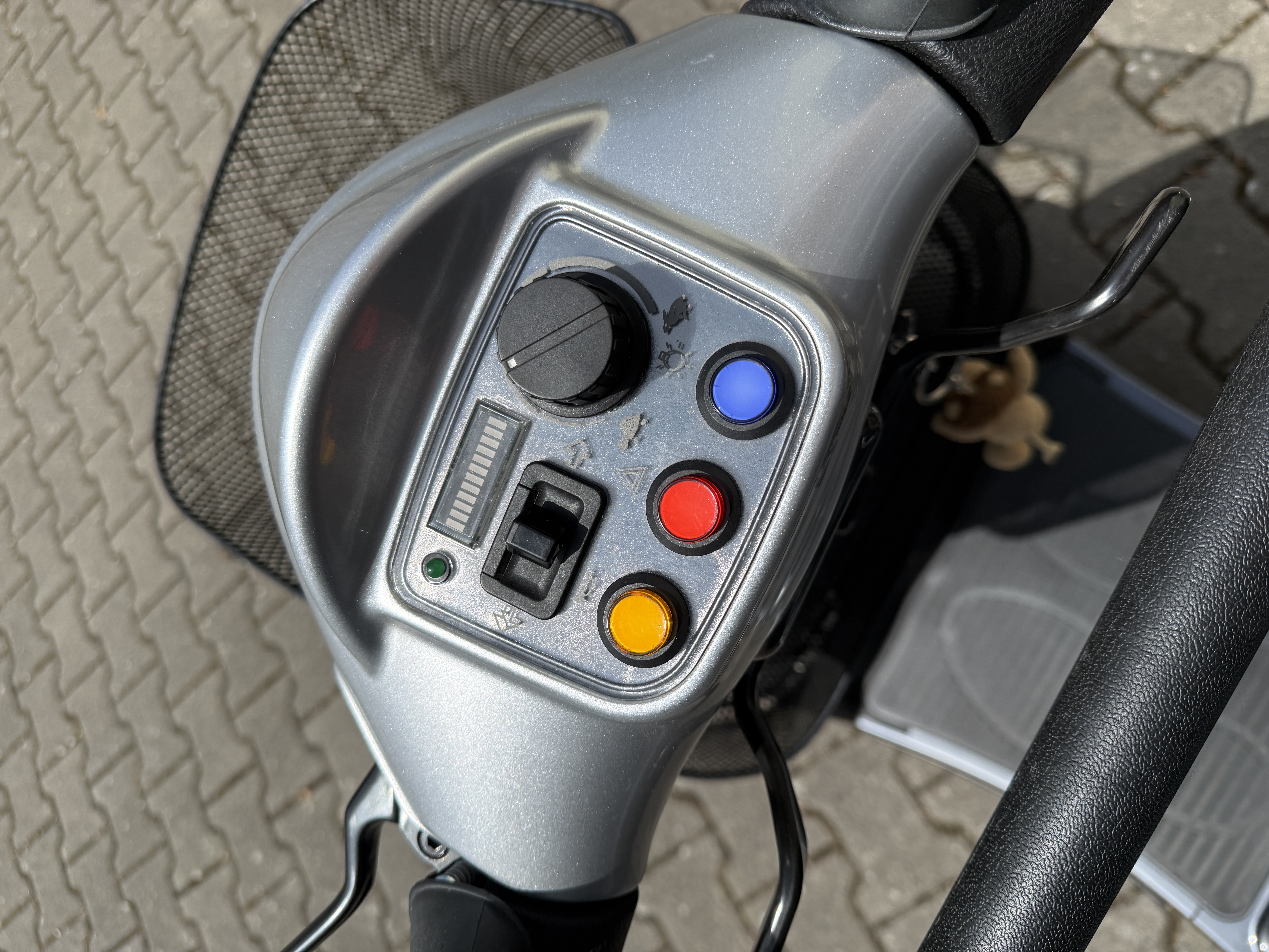Kymco Poel MIDI ForU XL Elektromobil Kymco Poel MIDI ForU  XL gut Bild 5