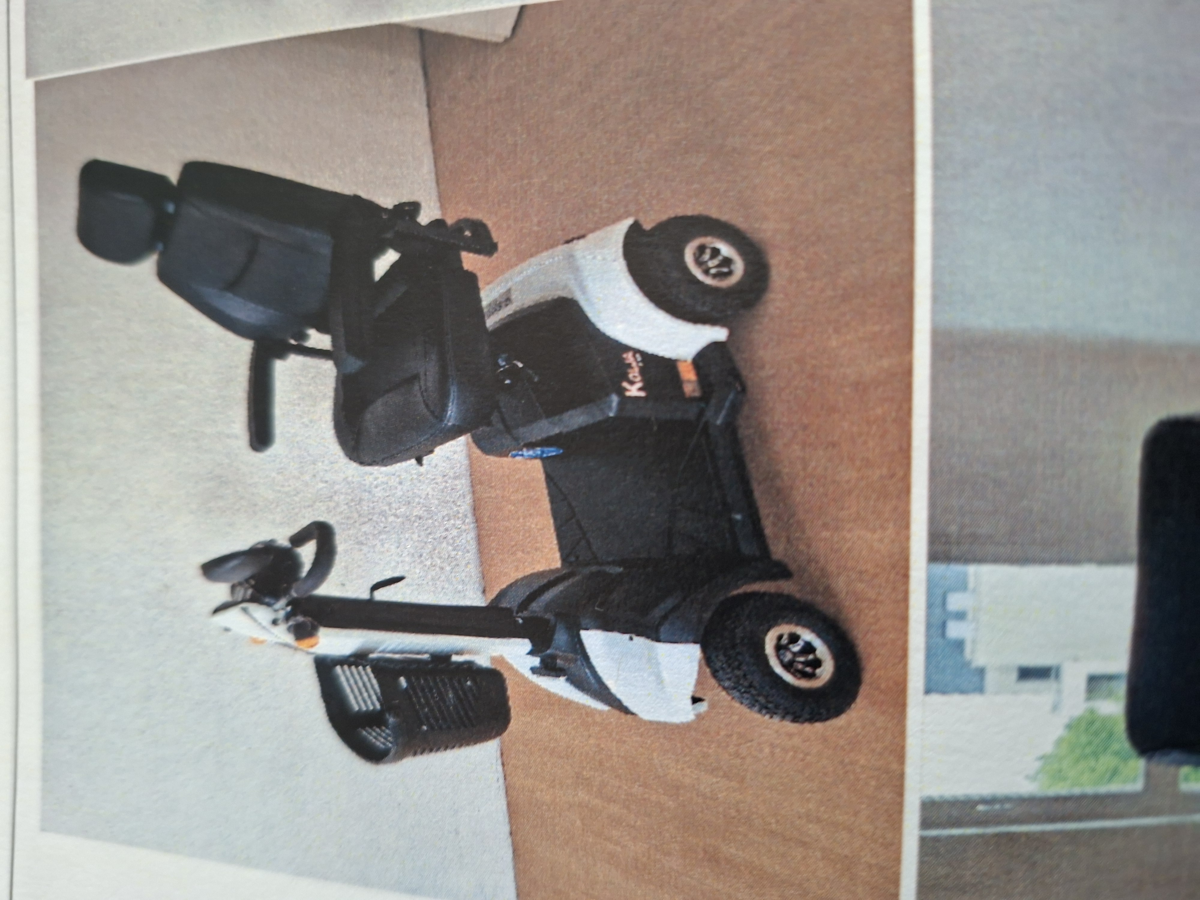 Elektombil Kankenfahrstuhl Pride KOLJA neuwertig