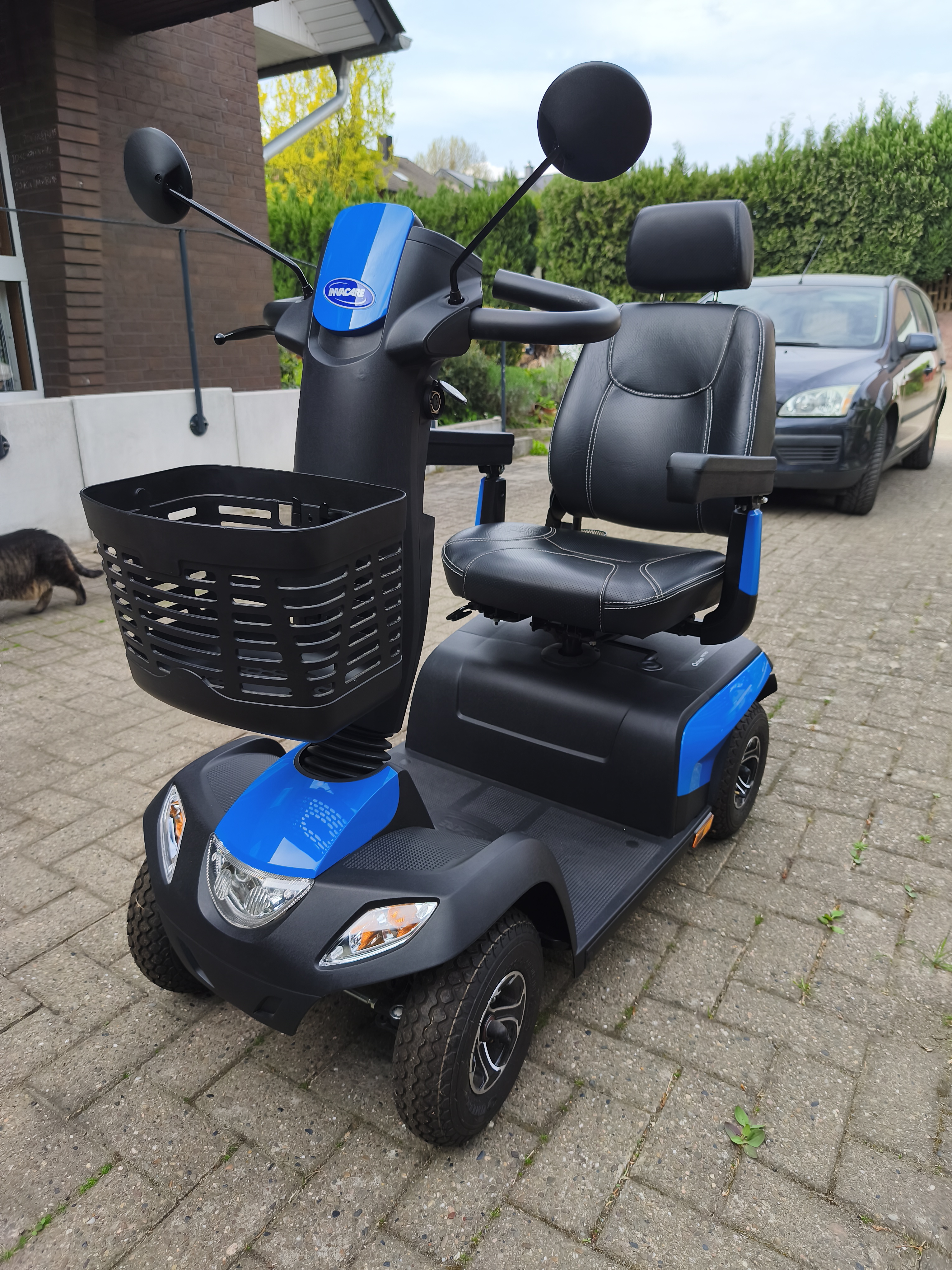 Invarcare Orion Metro  Invacare Orion Metro  neuwertig