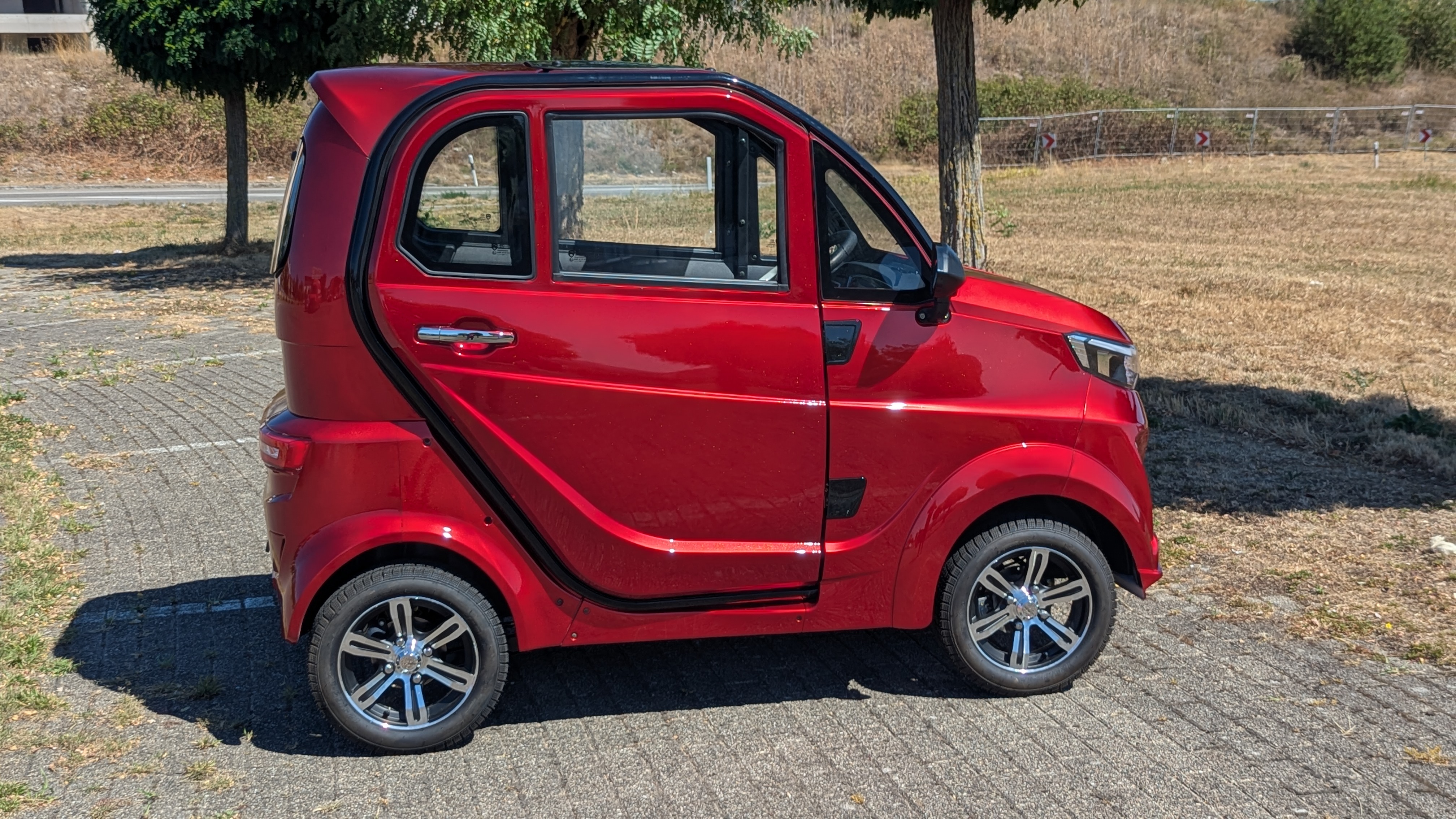 SXT Electron E-Kabinenroller 45Km/h Andere Electron E-Kabinenroller neuwertig Bild 7