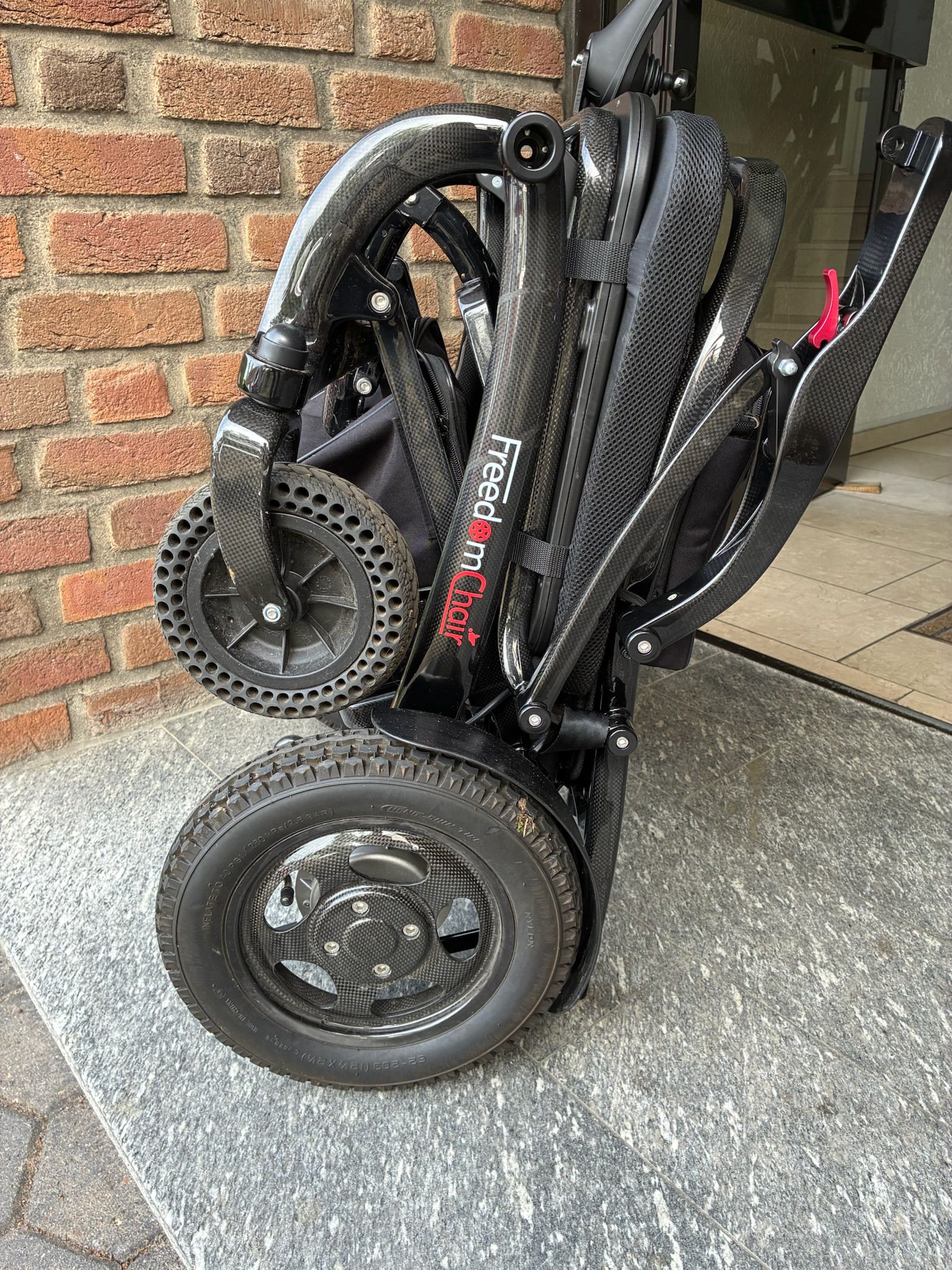 Freedom Chair Carbon A12 Andere Freedom Chair Carbon A12 neuwertig Bild 4