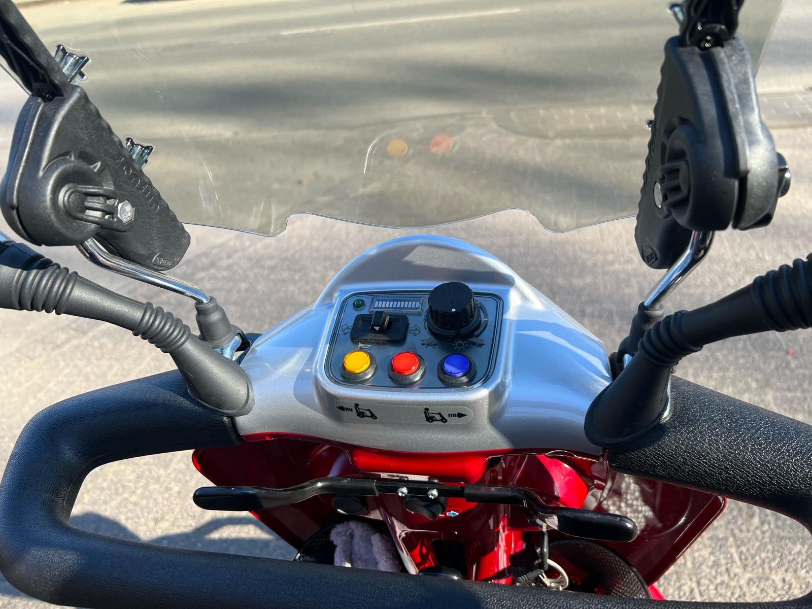 Kymco Gotland Elektromobil 15 km/h 50 km TOP Zustand Garagenfahrzeug Kymco Kymco Gotland neuwertig Bild 2