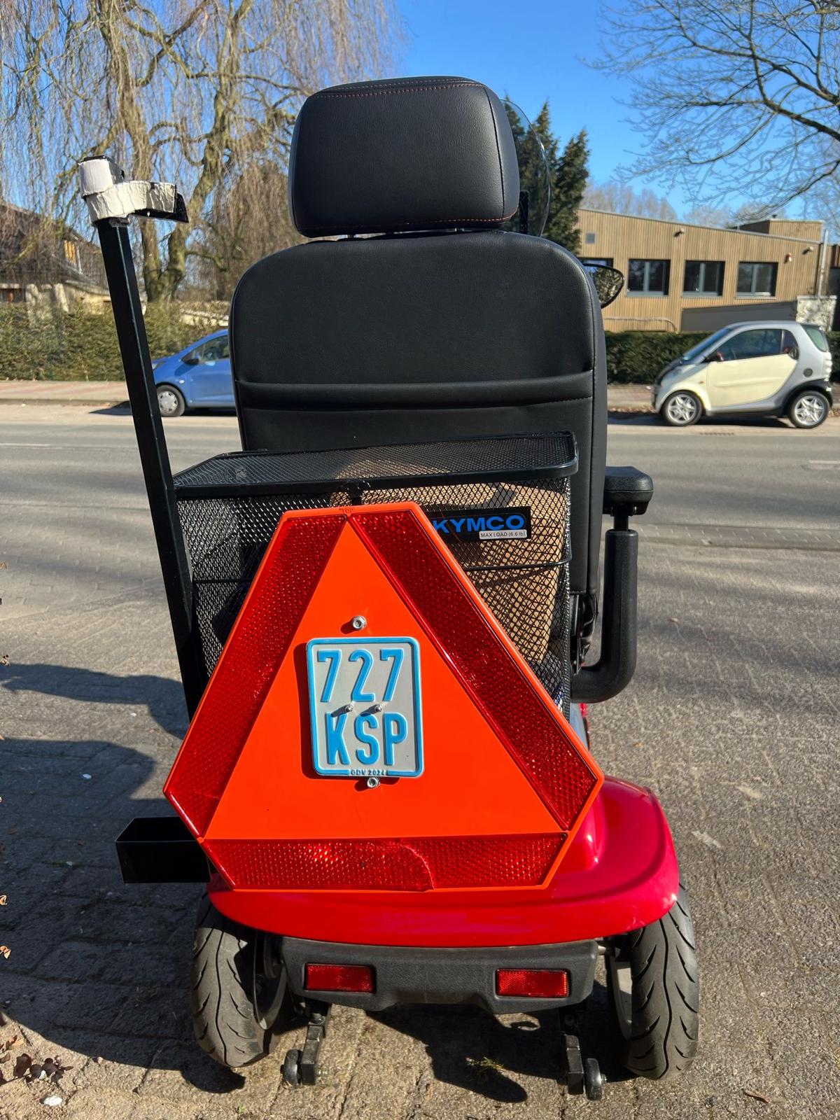 Kymco Gotland Elektromobil 15 km/h 50 km TOP Zustand Garagenfahrzeug Kymco Kymco Gotland neuwertig Bild 5
