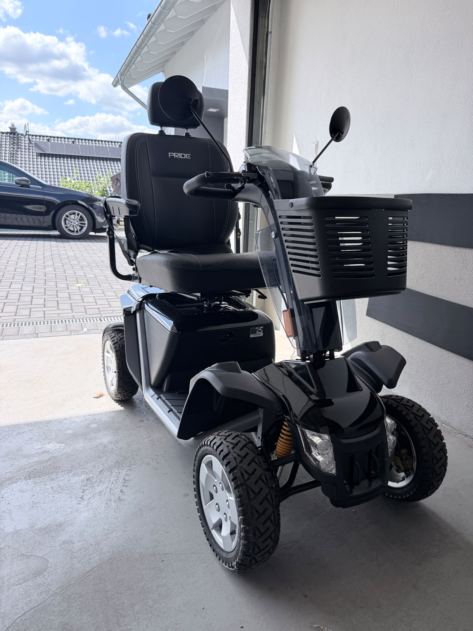 KFZ Krankenfahrstuhl Pride Mobility XL 140 aus 2024 Pride Mobility  neuwertig Bild 4
